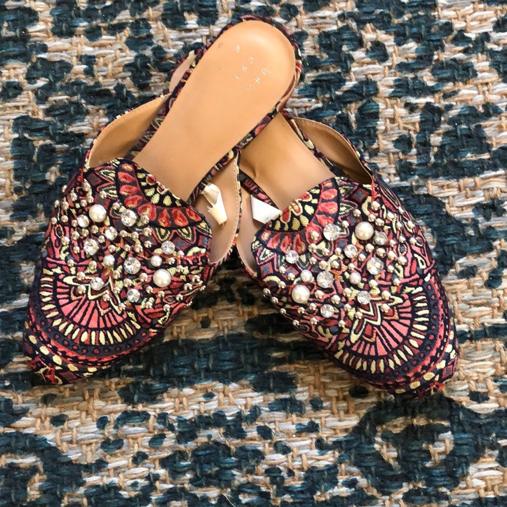 Colorful mules
